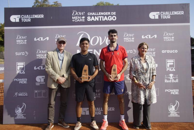 Matías Soto se coronó campeón en el doble del Challenger de Santiago.