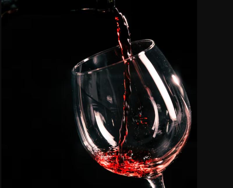 Buscan a 10 mil personas para beber alcohol todos los días: Se trata de un gran proyecto científico