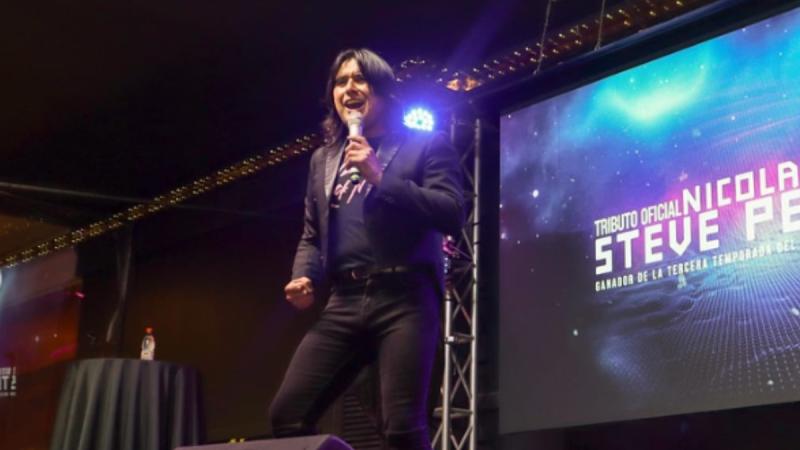 Nicolás Cid, imitador de Steve Perry - Instagram
