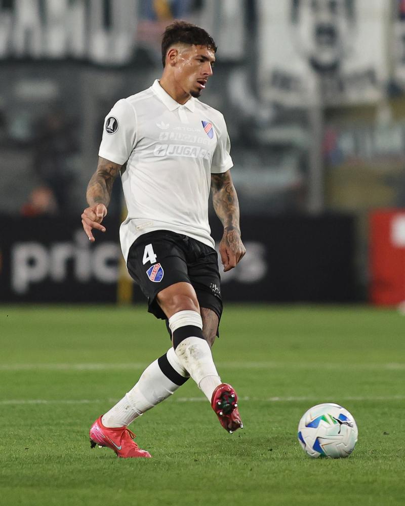 Alan Saldivia se llena de críticas - Colo Colo