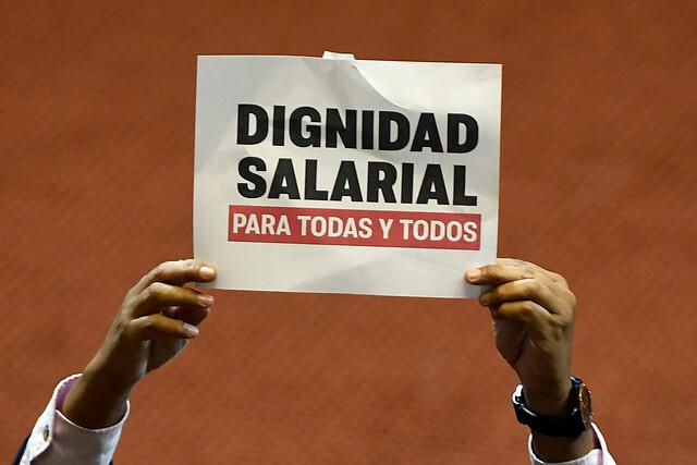 Nuevo reajuste al sueldo mínimo: ¿Cuándo y cuánto podría aumentar? - Referencial Agencia Uno