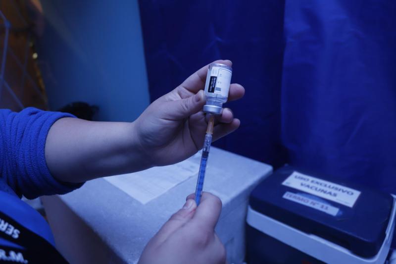 Estudio dice que vacuna contra el herpes zóster reduce riesgos de demencia - referencial Agencia Uno