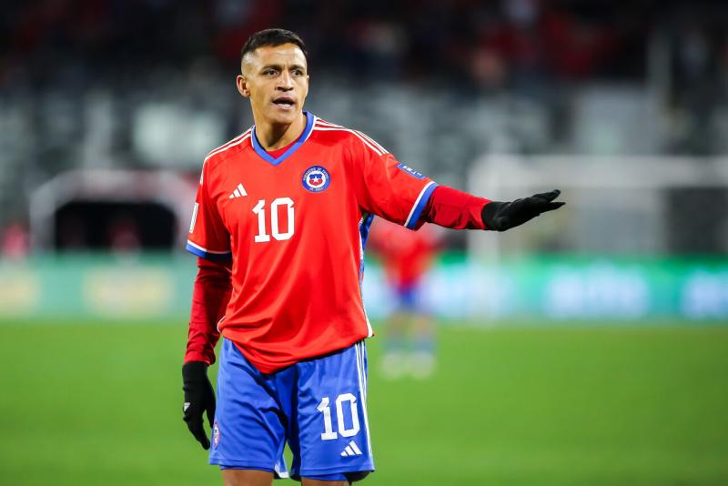 Agencia UNO - Alexis Sánchez reflexiona sobre el fútbol actual: "Hoy solo hay marketing"