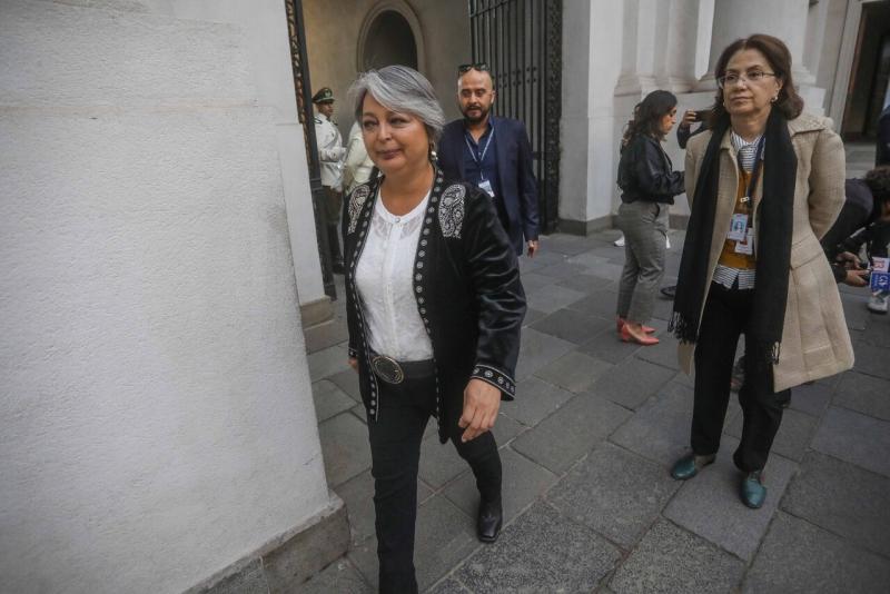 Agencia Uno - Jeannette Jara llegando a La Moneda