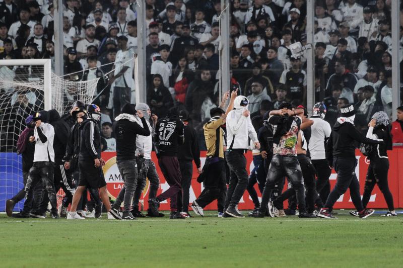 Agencia Uno - Disturbios en el Monumental
