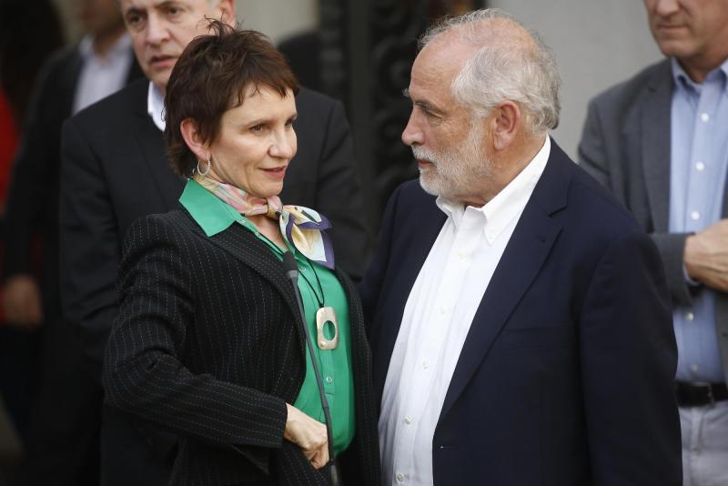 Aton- Jara cuestionó apoyo de ministro Montes a Tohá