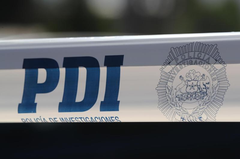 Aton (referencial) - Hombre detenido en San Felipe murió mientras era trasladado a constatar lesiones: PDI investiga las causas