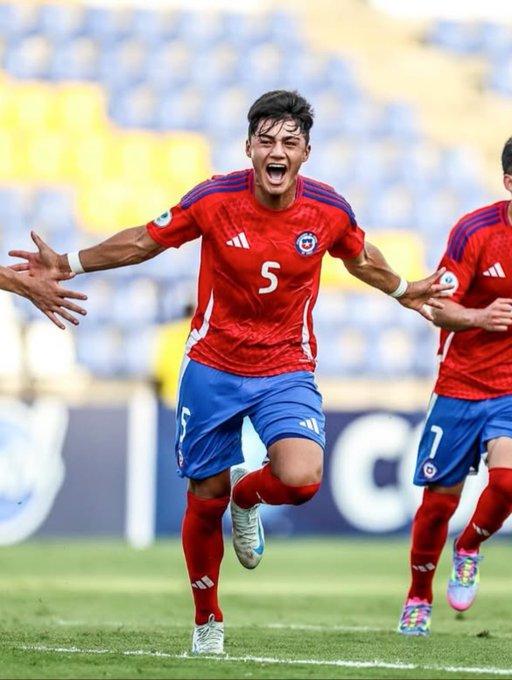 Alfonso Olguín fue inscrito por Colo Colo para la Libertadores - Créditos: Redes Sociales