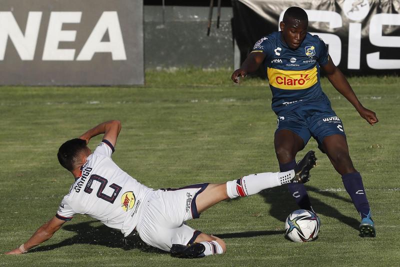Photosport - Cristian Cañozales por el fútbol chileno y hoy es figura de Carabobo