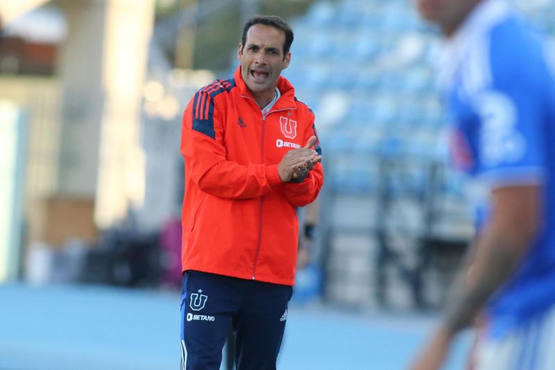 Sebastián Miranda salvó a la U del descenso en 2022, y ahora clasificó a la Roja Sub 17 - Photosport
