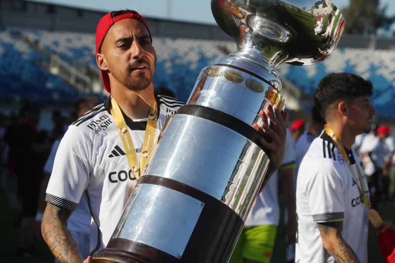 Javier Correa vs Juan Martín Lucero en Copa Libertadores - Créditos: Photosport