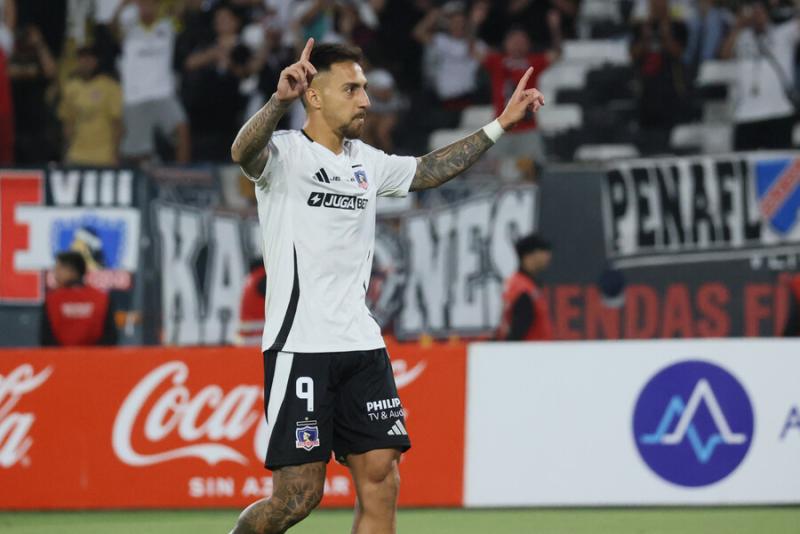Gol de Javier Correa para Colo Colo en Copa Libertadores - Créditos: Photosport