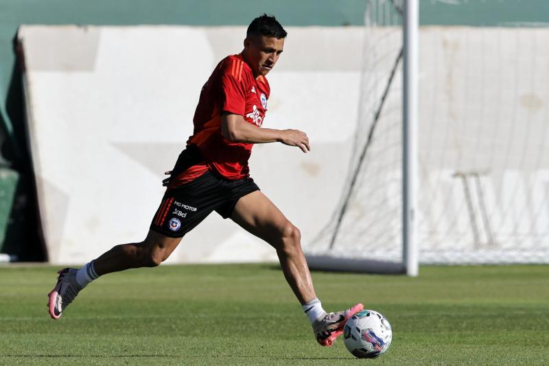 Photosport - En U de Chile se ilusionan con el fichaje de Alexis Sánchez