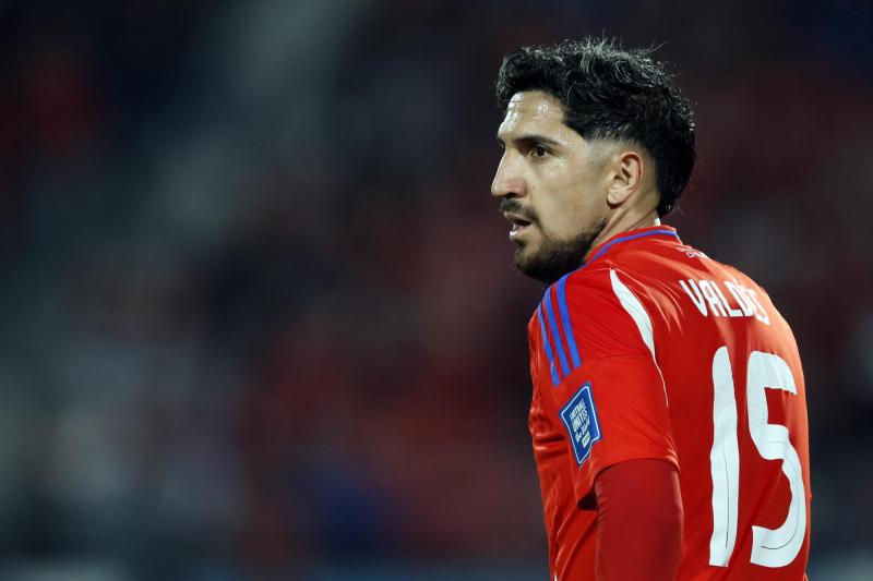 Photosport - Diego Valdés es opción en Colo Colo