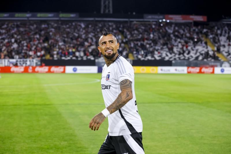 Arturo Vidal está en todas - Photosport