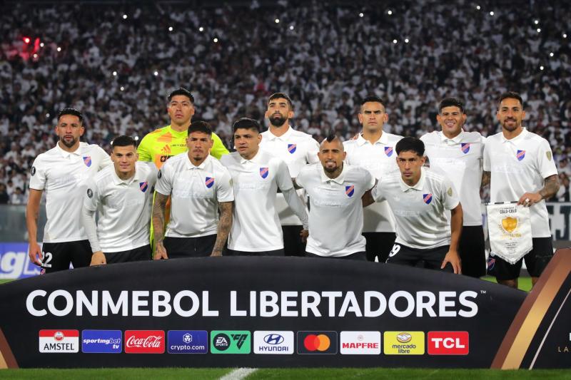 Colo Colo se alista para enfrentar a Racing en Copa Libertadores - Créditos: Photosport