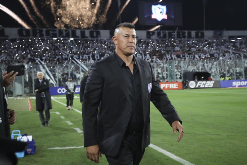 Jorge Almirón en el Estadio Monumental - Créditos: Photosport
