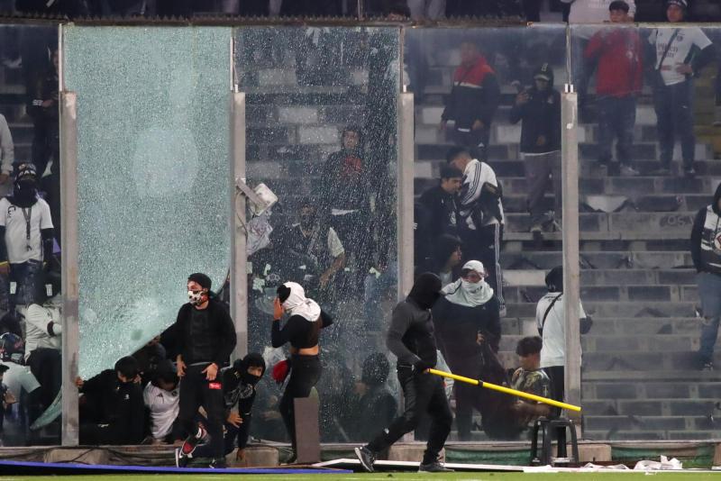 Colo Colo arriesga duras sanciones tras suspensión de partido de Copa Libertadores - Créditos: Photosport