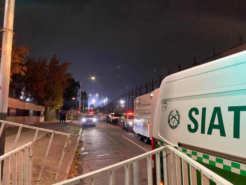 T13 - Dos personas mueren tras ser atropellados en el Estadio Monumental: Investigan participación de Carabineros