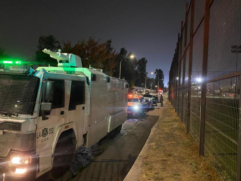 T13 - Dos personas mueren tras ser atropellados en el Estadio Monumental: Investigan participación de Carabineros