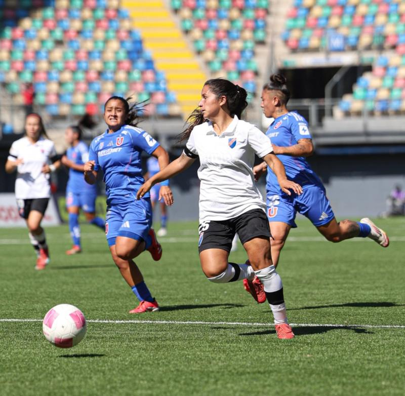 X @ColoColoFem - Colo Colo se impuso en el Superclásico femenino