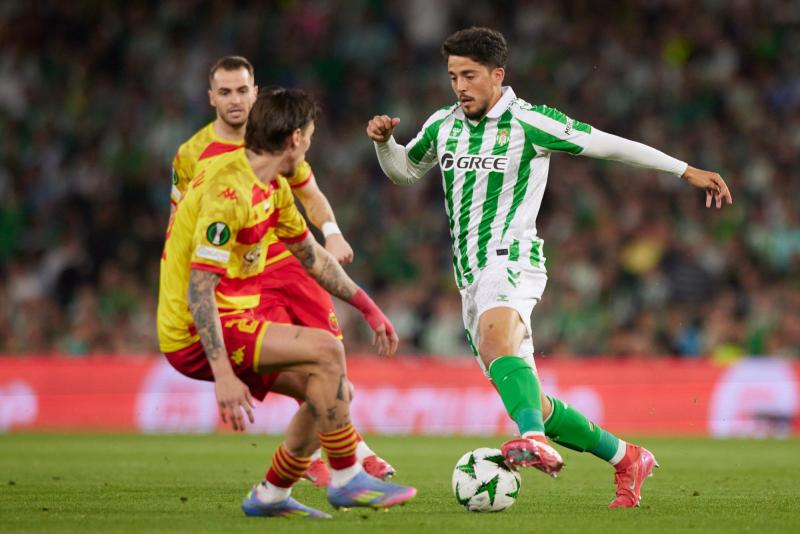 Real Betis puso un pie en semis de Conference League - Créditos: Prensa Club