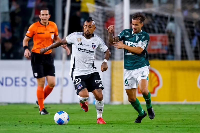 Santiago Wanderers responde a Arturo Vidal - Créditos: Photosport