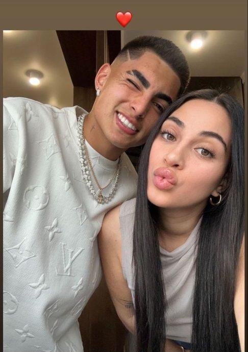 Camila Sepúlveda junto a Jordhy Thompson en Rusia - Créditos: Redes Sociales