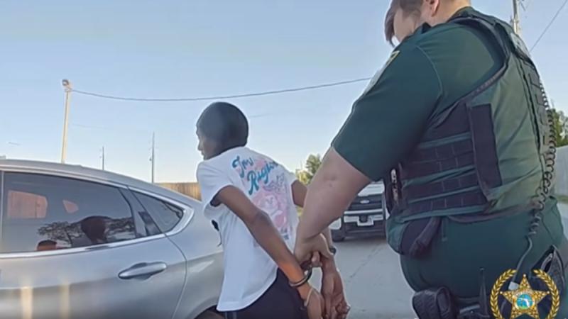 Mujer se hizo pasar por agente de la ICE - Oficina del Sheriff del Condado de Bay