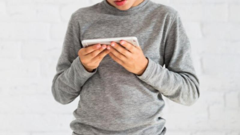 Estudio alerta sobre los riesgos de Roblox en niños - referencial freepik