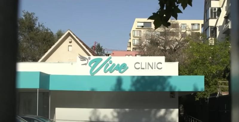 Víctima de falso urólogo entrega grave testimonio: "Me decía acá yo te voy a quitar el dolor..."