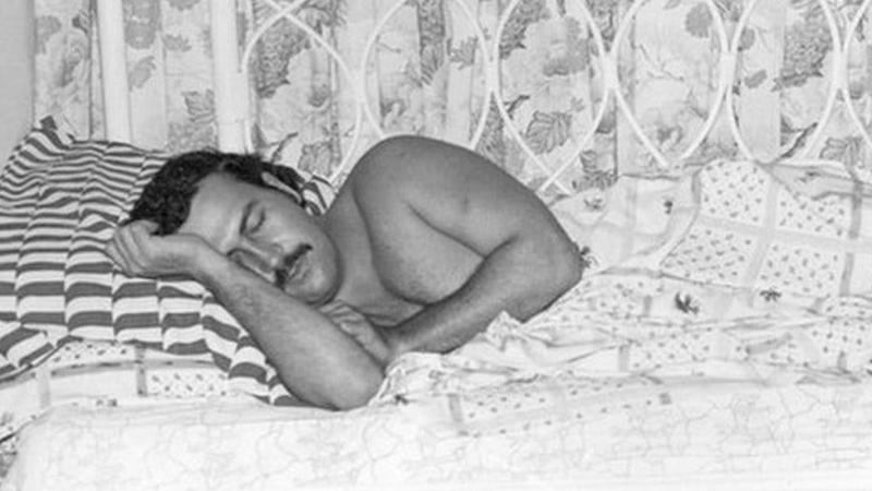 "El narcotraficante no era yo": la historia del fotógrafo personal de Pablo Escobar