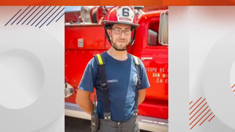 Era voluntario de Bomberos: Quién era el motociclista que murió al recibir disparo de inspector municipal en La Reina