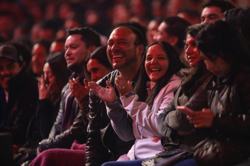 Agencia Uno - Encuesta Cadem revela qué hace reír más a los chilenos y quién es el verdadero rey del humor