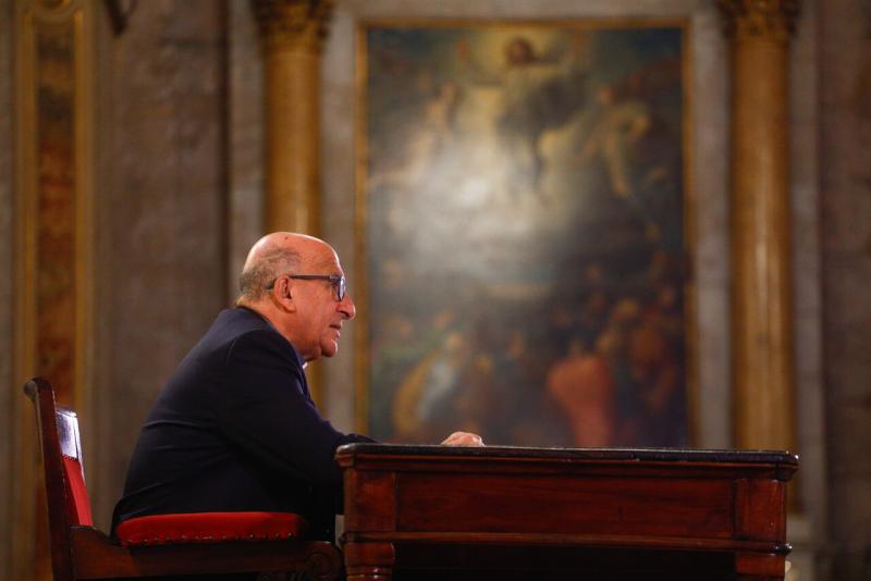 Periodista español experto en el Vaticano: "Francisco veía en Fernando Chomalí un cardenal muy a su estilo"