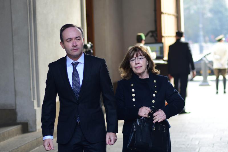 Alex Matute Johns y Maria Teresa Johns - Agencia Uno