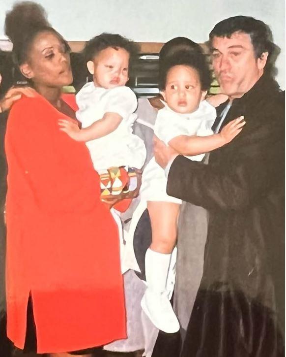 Robert De Niro y Toukie Smith con sus hijos Julian y Airyn - IG