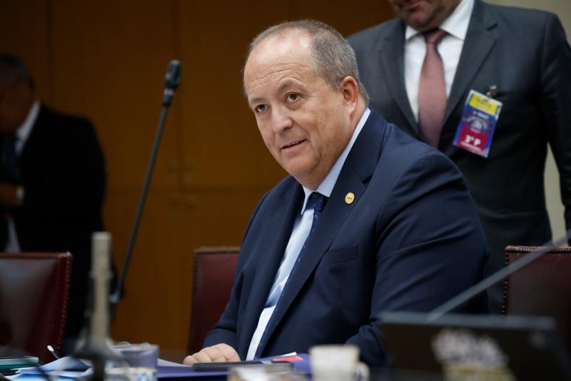 Aton - Fiscal Nacional, Ángel Valencia