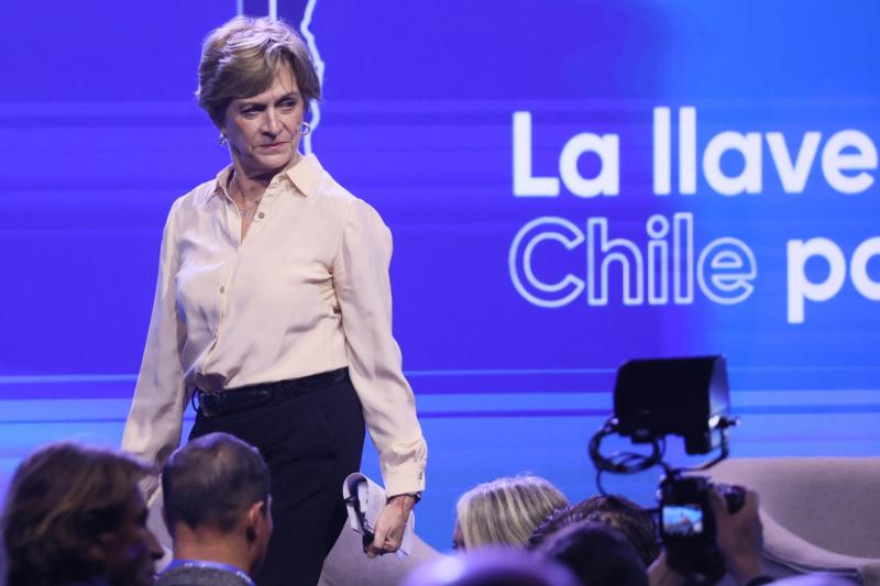 Aton - Evelyn Matthei