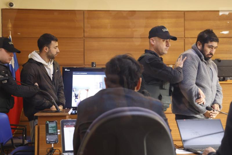 Prisión preventiva para acusados de megaincendio en Valparaíso - Aton