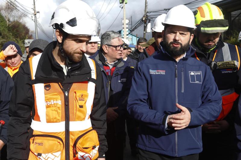 Aton- Presidente Boric anunció pago del bono junto al alcalde de Puerto Varas, Tomás Gárate