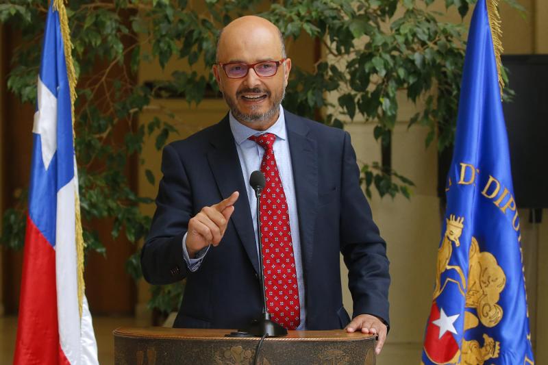 Aton- El diputado Marcos Ilabaca es una de las voces del oficialismo que cuestionó la "tesis" del FA