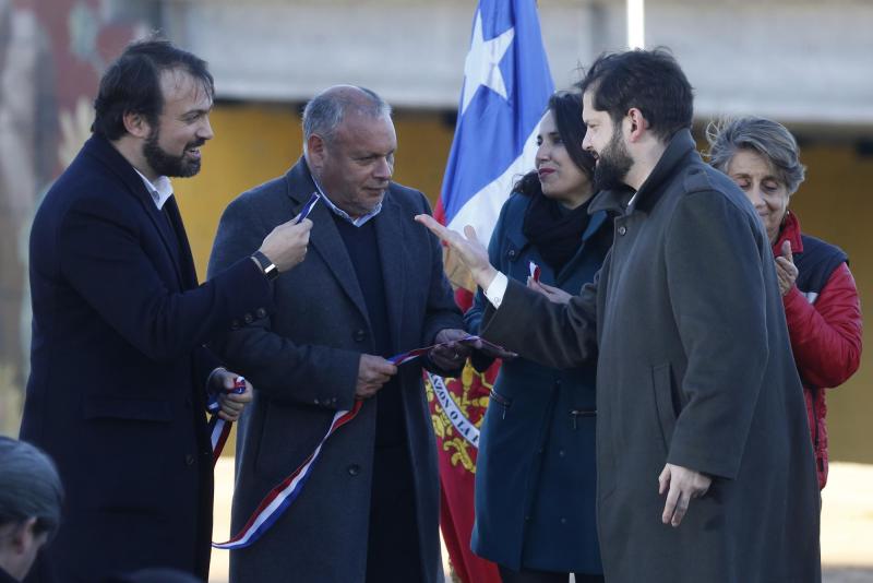 Aton- Mundaca y Sharp explicaron aportes al club en el que jugaba la pareja de Boric