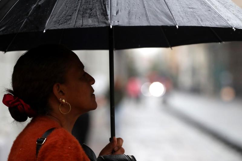 Sistema frontal: ¿Hasta cuándo lloverá en Santiago? - Aton