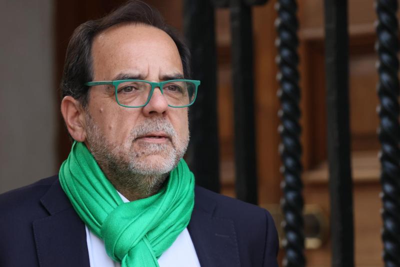 Aton- Al igual que Tohá, el candidato de la FRVS, Jaime Mulet condenó el actuar de las JJ.CC