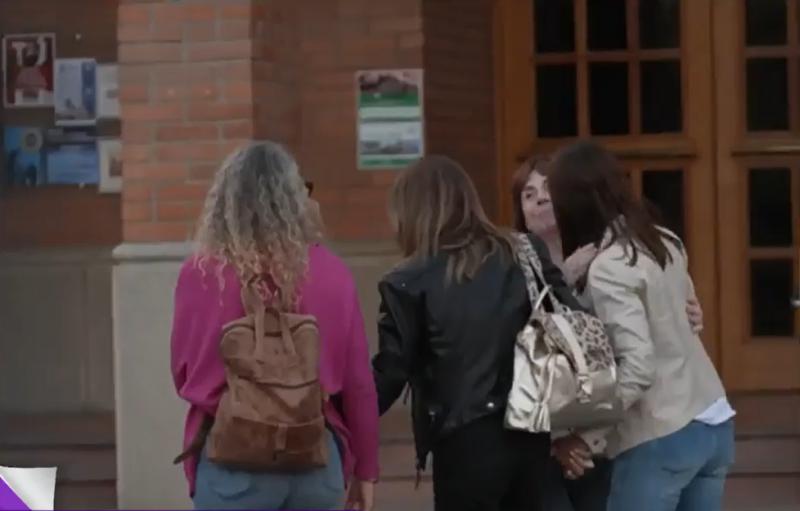 Canal 13 - Carolina Arregui llegando al velorio de su esposo