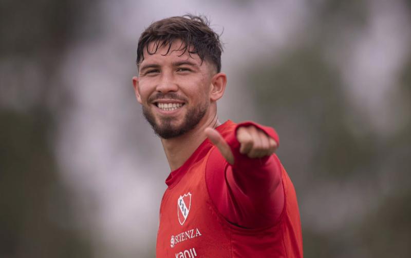 Prensa argentina se rinde ante Felipe Loyola - Créditos: @pipe.loyola