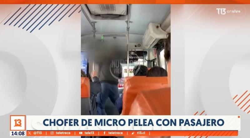 Captan violenta pelea entre chofer de microbús y conductor de vehículo particular en Viña del Mar