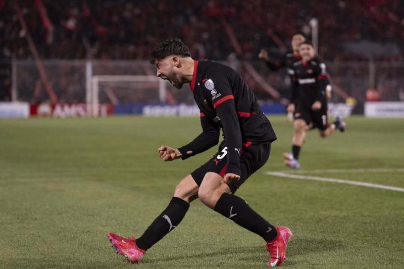 Felipe Loyola celebrando en Copa Sudamericana - Créditos: @caindependiente