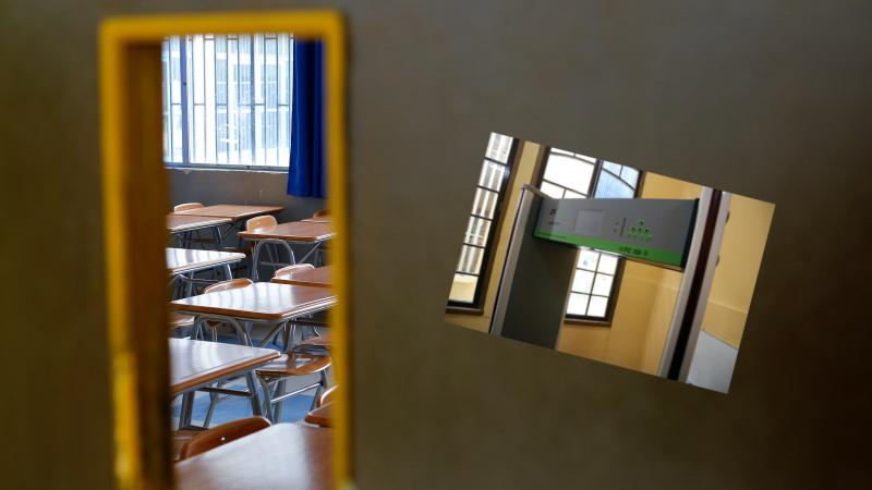 Agencia Uno - Detectores de metales en los colegios
